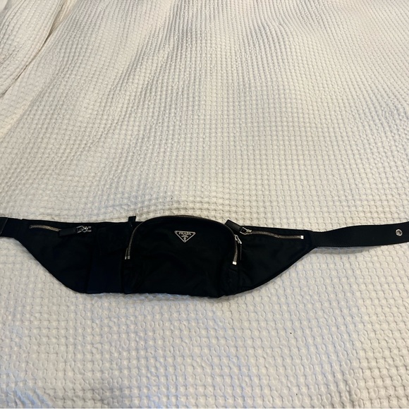 Prada belt bag - Picture 2 of 7